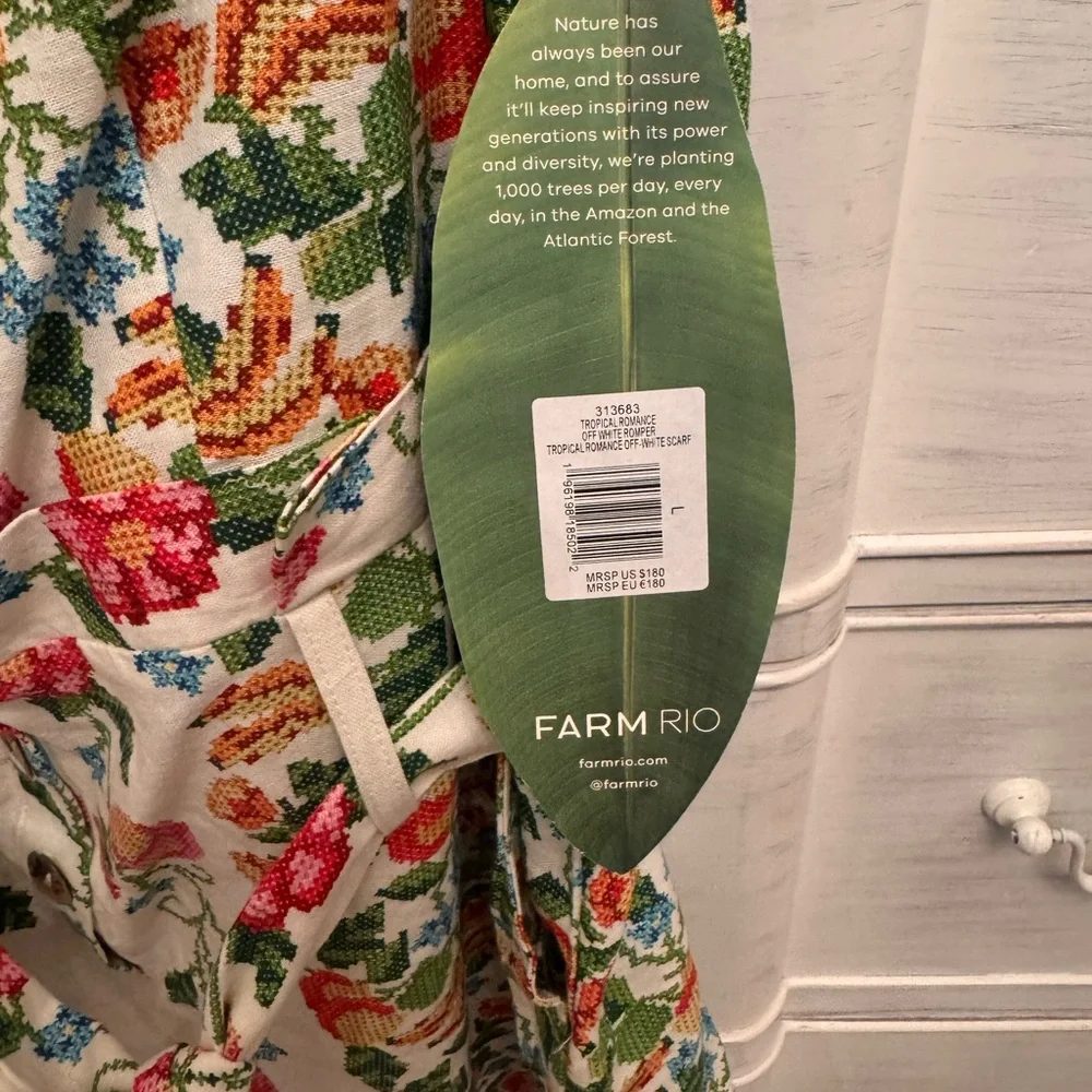 FARM Rio Tropical Romance Off White Romper NWT - Picture 6 of 9